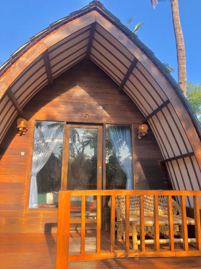 Blue Moon Meno Hotel Gili Meno Ngoại thất bức ảnh